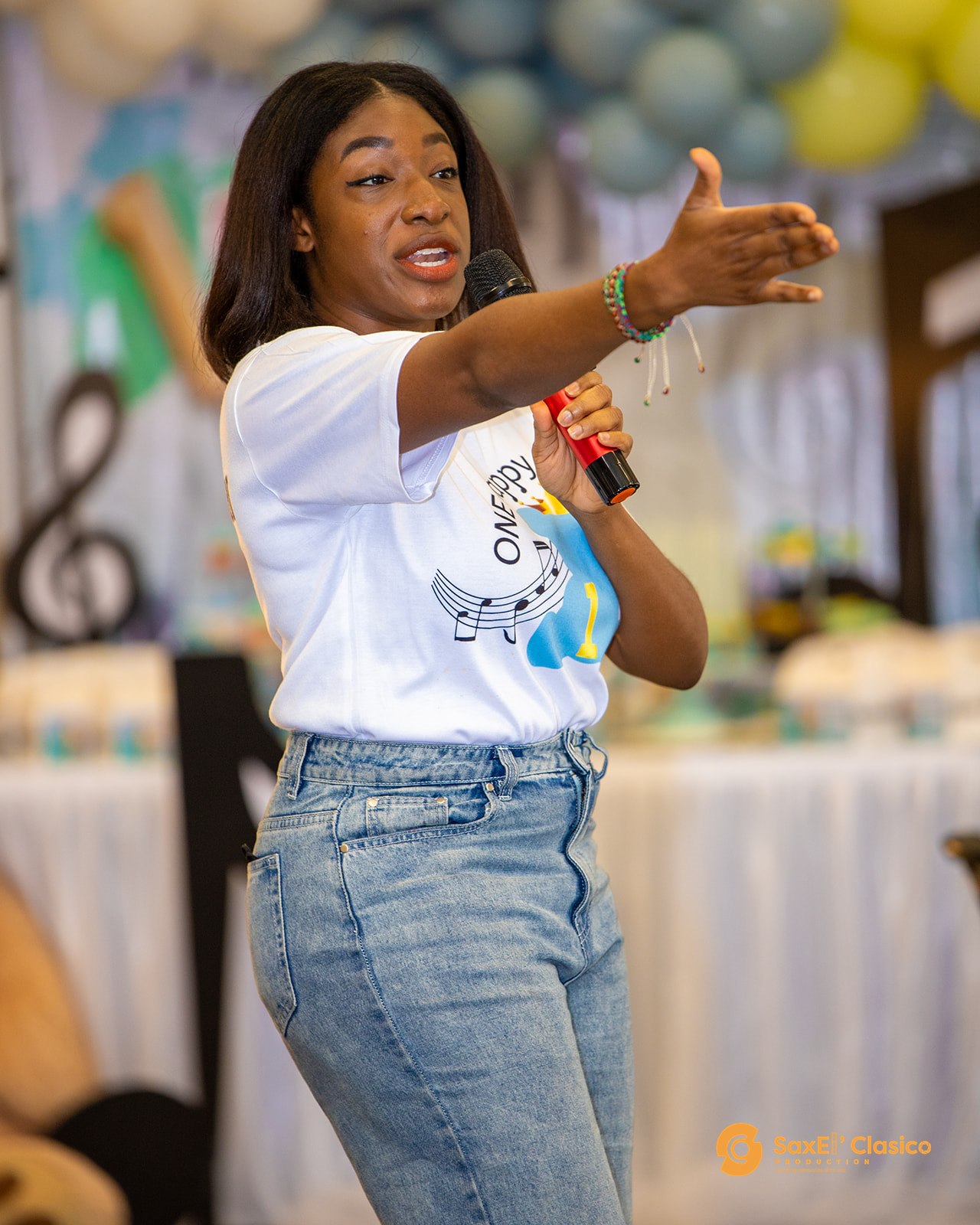 Damisi Fawole hosting an event (2)